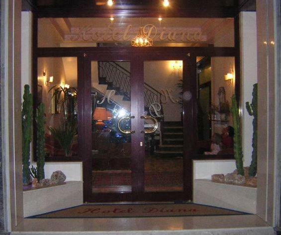 Hotel Nuovo Diana Neapel Exterior foto